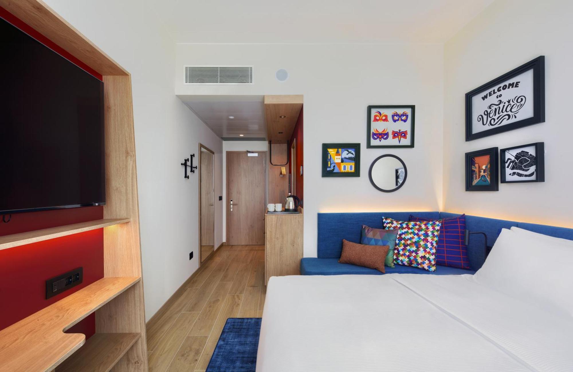 Hampton By Hilton Isola Nuova
